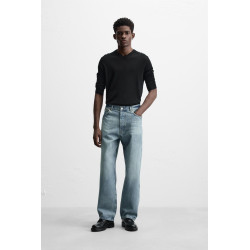 RELAXED STRAIGHT-LEG JEANS